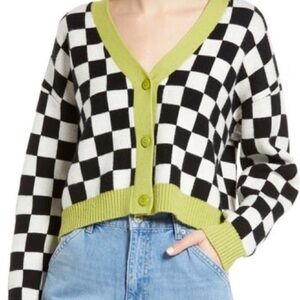 Lisa Says Gah Green lined black and white checkered cardigan